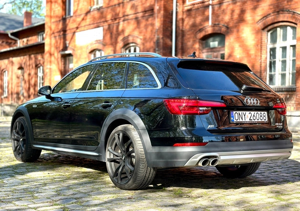 Audi A4 Allroad cena 109000 przebieg: 180000, rok produkcji 2016 z Opoczno małe 121